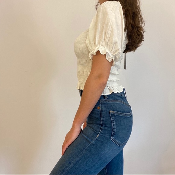 White Textured Smocked Top With Puff Sleeves - Picture 5 of 6